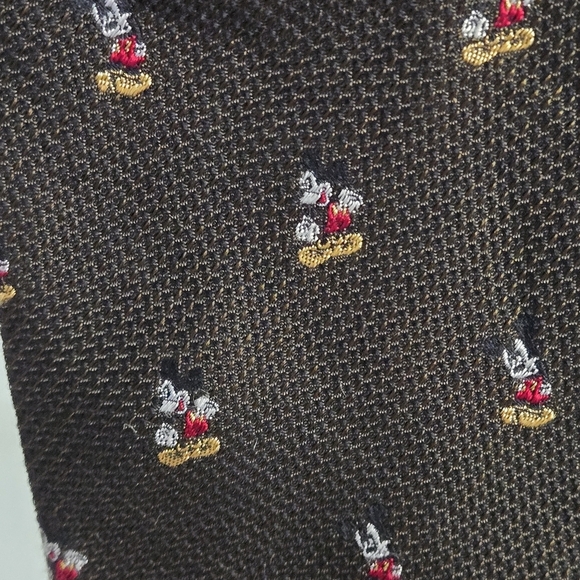 Disney Mickey Mouse Elegant Green 💯 Silk Patterned Mens Tie - Picture 9 of 10